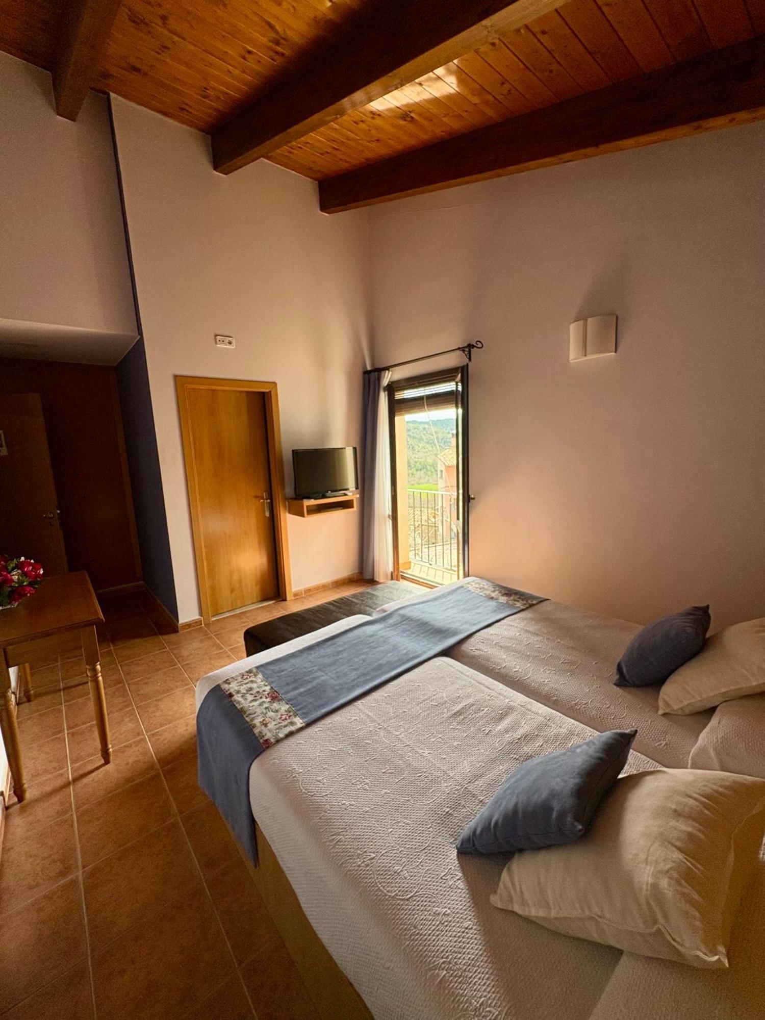 Hotel Guara Inluka Las Almunias Quarto foto